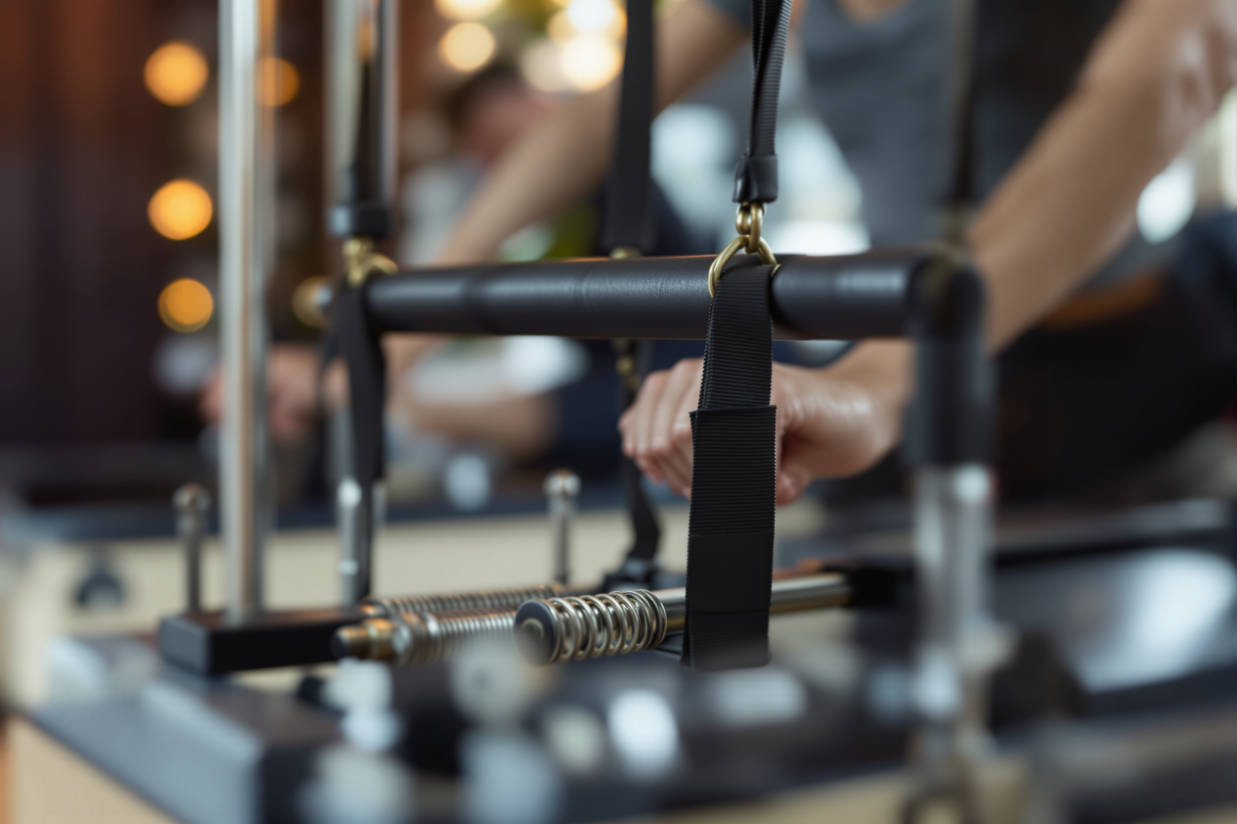 Exercice de Pilates avec focus sur la respiration